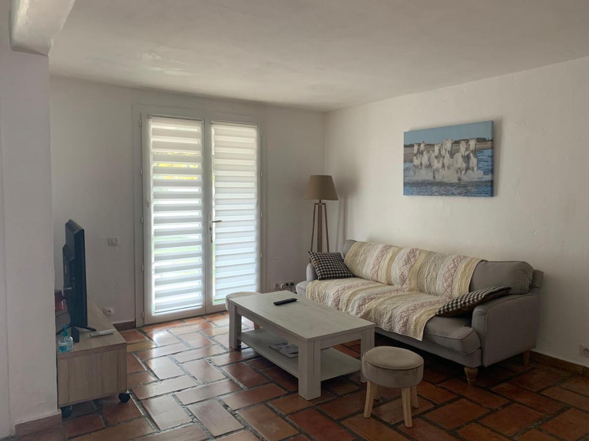 Maison En Camargue Сент-Мари-де-ла-Мер Экстерьер фото